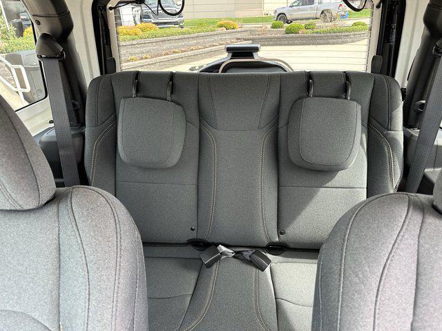 Photo of 2025 Anvil Clearcoat Jeep Wrangler