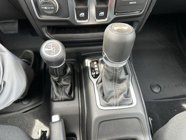 Photo of 2025 Anvil Clearcoat Jeep Wrangler