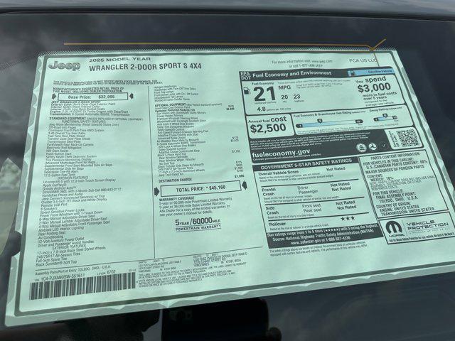 Photo of 2025 Anvil Clearcoat Jeep Wrangler