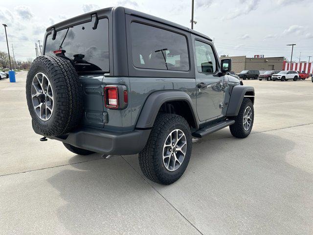 Photo of 2025 Anvil Clearcoat Jeep Wrangler