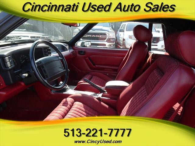 Photo of 1991 Bright Red Ford Mustang