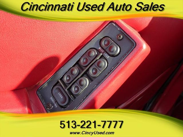 Photo of 1991 Bright Red Ford Mustang
