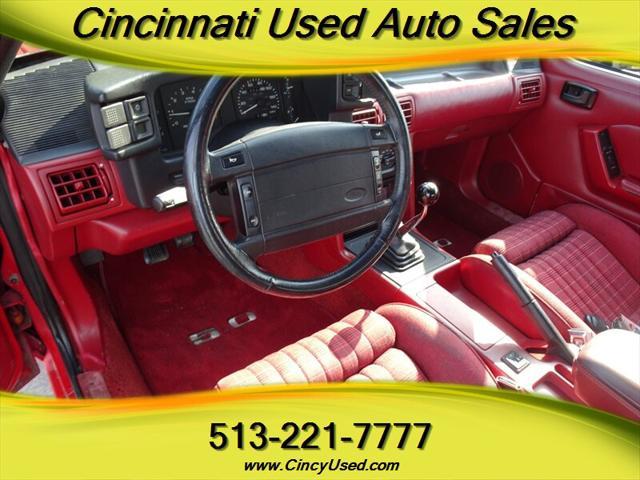 Photo of 1991 Bright Red Ford Mustang
