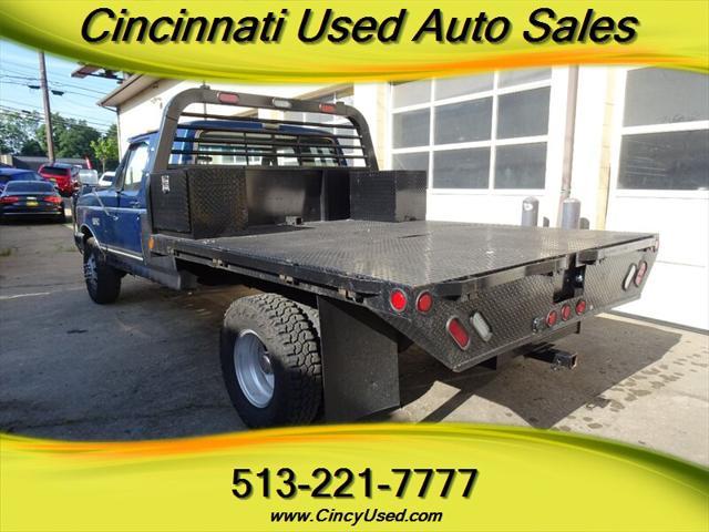 Photo of 1990 Black Ford F-250