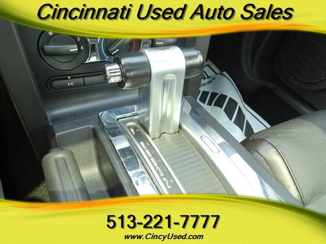 Photo of 2006 Torch Red Clearcoat Ford Mustang