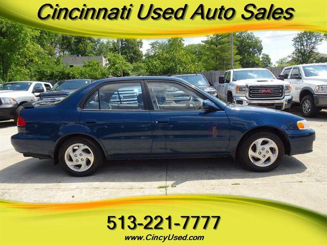 Photo of 2001 Woodland Pearl Toyota Corolla