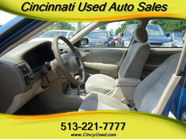 Photo of 2001 Woodland Pearl Toyota Corolla
