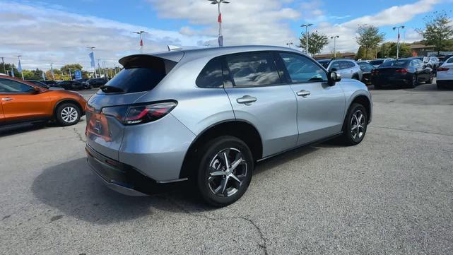 Photo of 2024 Lunar Silver Metallic Honda HR-V