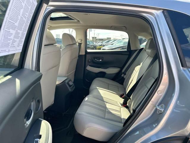 Photo of 2024 Lunar Silver Metallic Honda HR-V