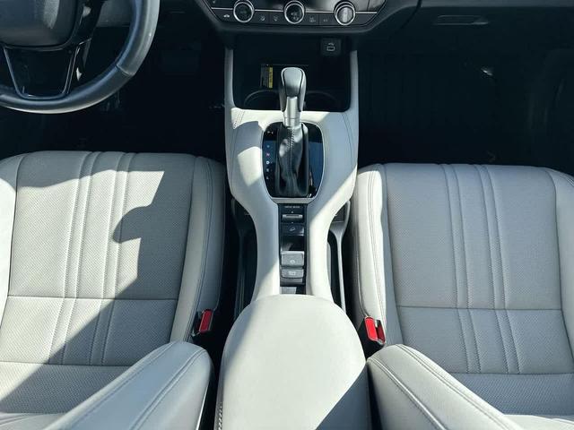 Photo of 2024 Lunar Silver Metallic Honda HR-V