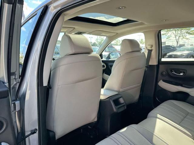 Photo of 2024 Lunar Silver Metallic Honda HR-V