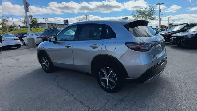 Photo of 2024 Lunar Silver Metallic Honda HR-V