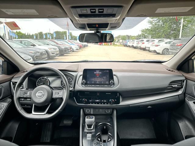Photo of 2021 Caspian Blue Metallic Nissan Rogue