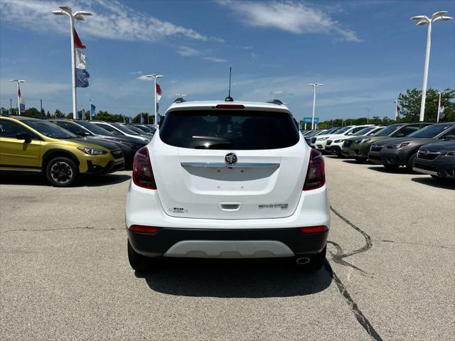 Photo of 2019 Summit White Buick Encore