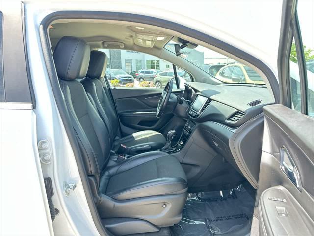 Photo of 2019 Summit White Buick Encore