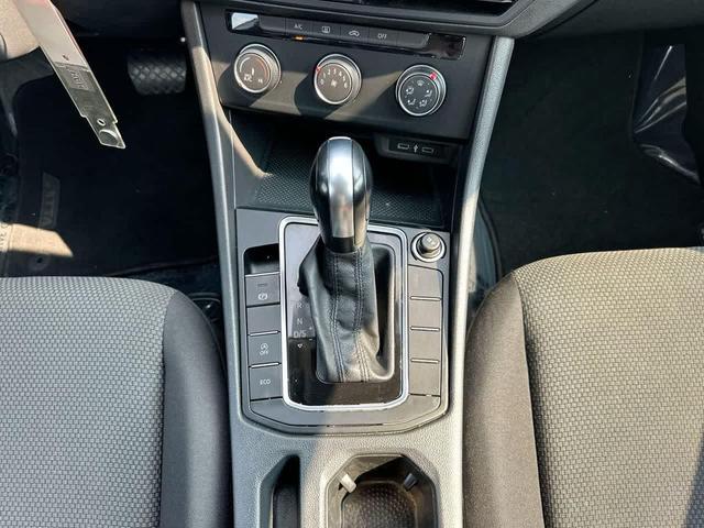 Photo of 2020 Pure White Volkswagen Jetta
