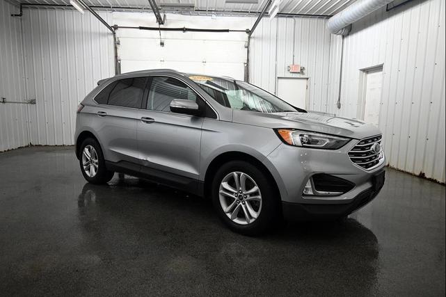 Photo of 2020 Iconic Silver Metallic Ford Edge