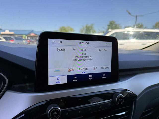 Photo of 2020 Ingot Silver Ford Escape