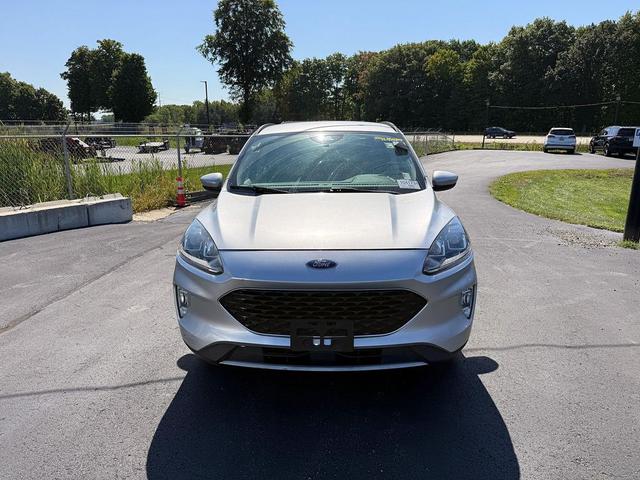 Photo of 2020 Ingot Silver Ford Escape