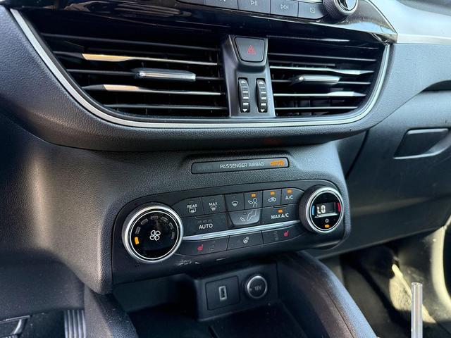Photo of 2020 Ingot Silver Ford Escape