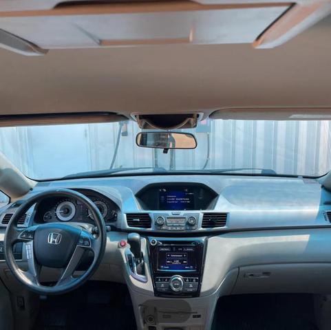 Photo of 2017 Deep Scarlet Pearl Honda Odyssey