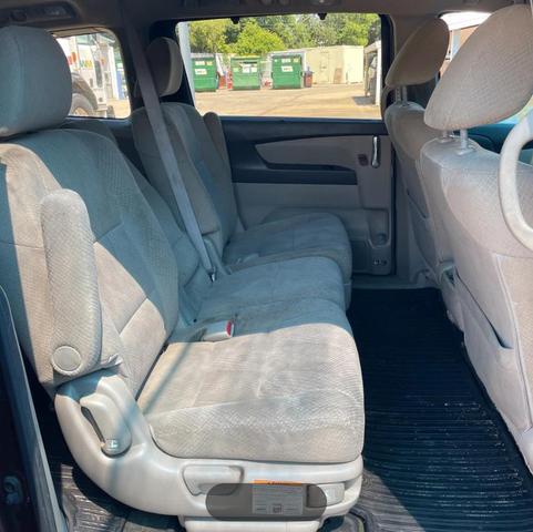 Photo of 2017 Deep Scarlet Pearl Honda Odyssey