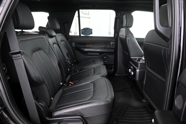 Photo of 2019 Agate Black Ford Expedition