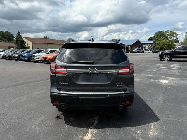 Photo of 2022 Magnetite Gray Metallic Subaru Ascent