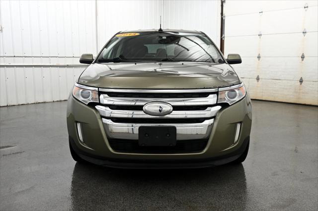 Photo of 2013 Ginger Ale Ford Edge