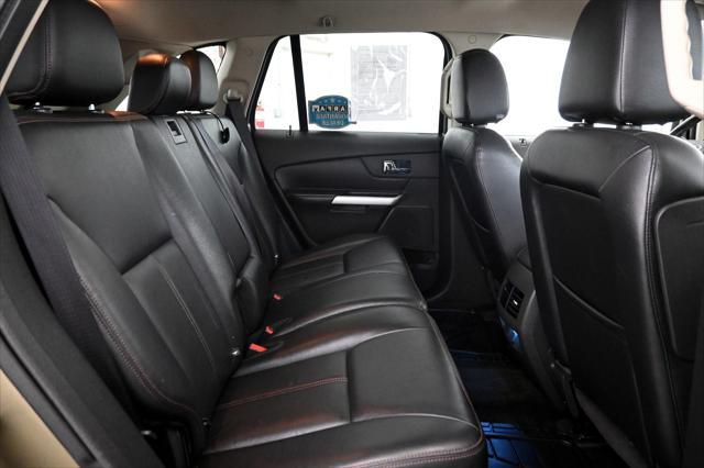 Photo of 2013 Ginger Ale Ford Edge