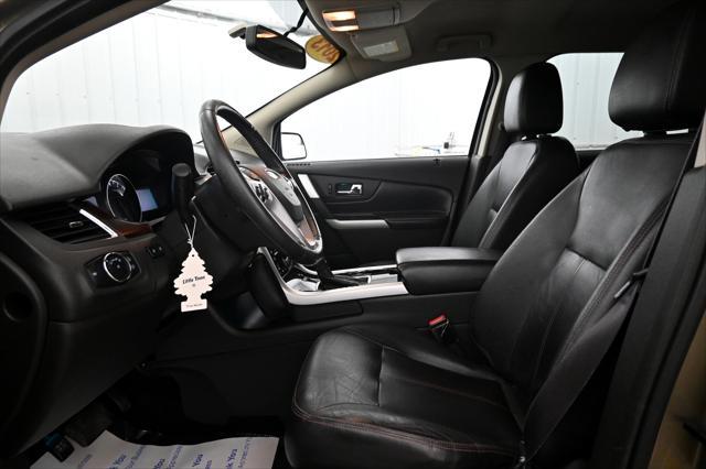 Photo of 2013 Ginger Ale Ford Edge