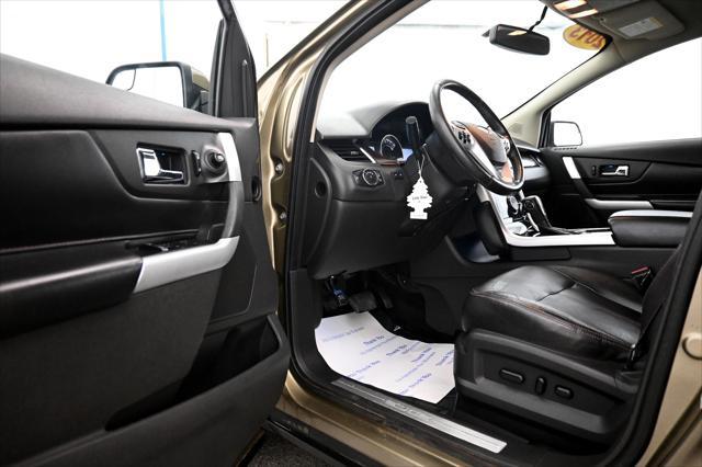 Photo of 2013 Ginger Ale Ford Edge
