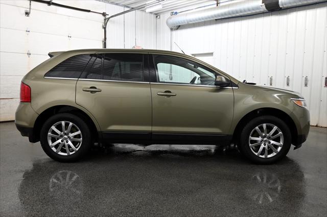 Photo of 2013 Ginger Ale Ford Edge