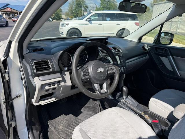 Photo of 2017 Crystal White Pearl Subaru Forester