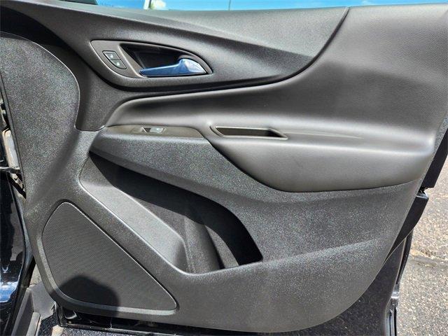 Photo of 2022 Mosaic Black Metallic Chevrolet Equinox