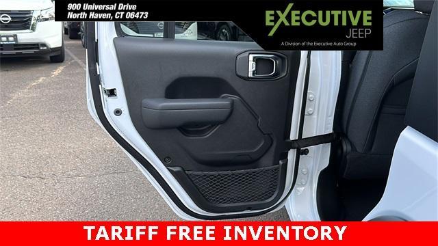 Photo of 2025 Bright White Clearcoat Jeep Wrangler