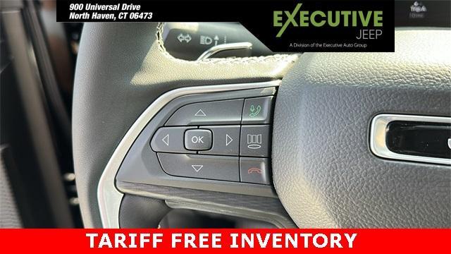 Photo of 2025 Diamond Black Jeep Grand Cherokee
