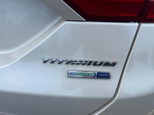 Photo of 2013 WHITE Ford Fusion