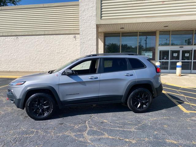 Photo of 2018 Billet Silver Metallic Clearcoat Jeep Cherokee