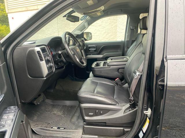 Photo of 2016 Black Chevrolet Silverado 1500