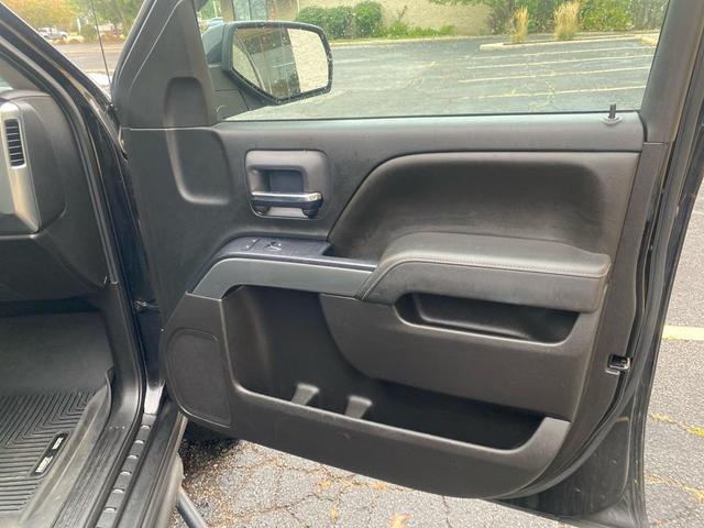 Photo of 2016 Black Chevrolet Silverado 1500