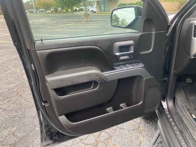 Photo of 2016 Black Chevrolet Silverado 1500