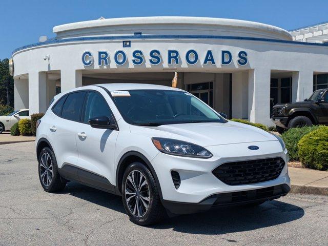 Photo of 2022 OXFORD WHITE Ford Escape
