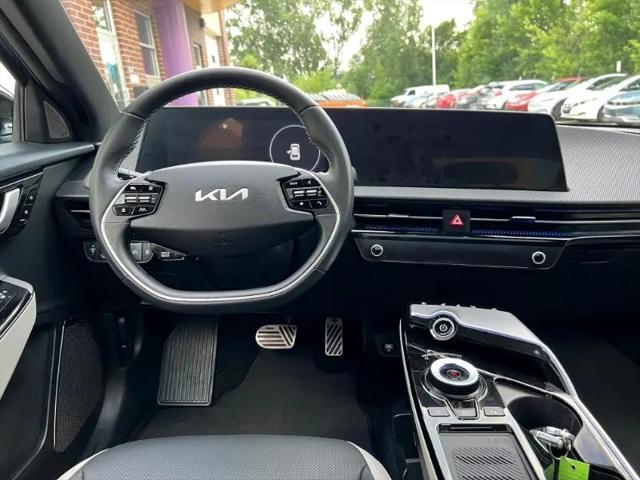 Photo of 2022 Yacht Blue Kia EV6