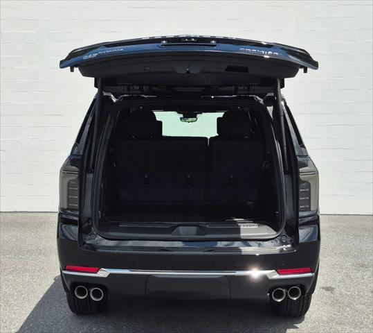 Photo of 2025 Black Chevrolet Suburban