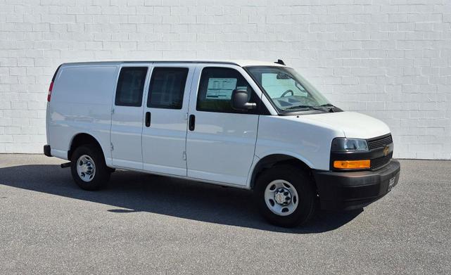Photo of 2024 Summit White Chevrolet Express 2500