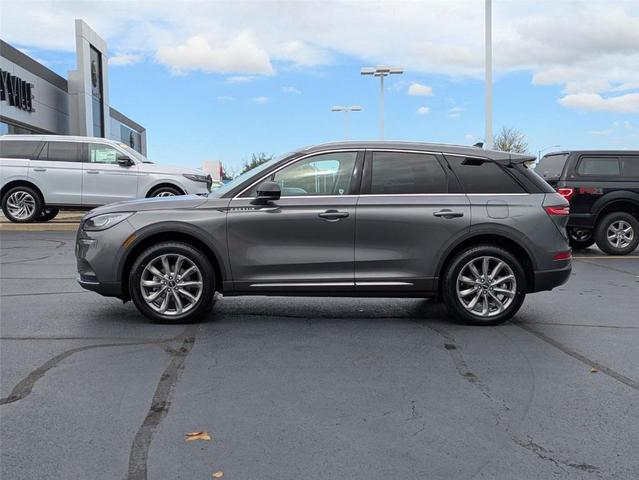 Photo of 2022 Metallic Lincoln Corsair