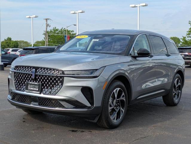 Photo of 2025 Gray Metallic Lincoln Nautilus