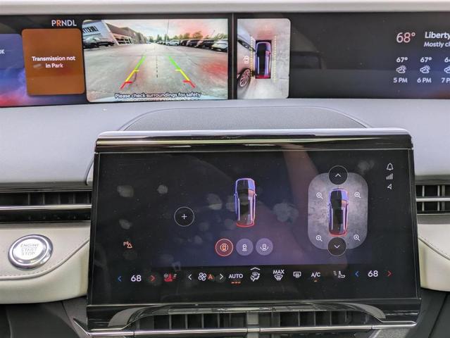 Photo of 2025 Gray Metallic Lincoln Nautilus
