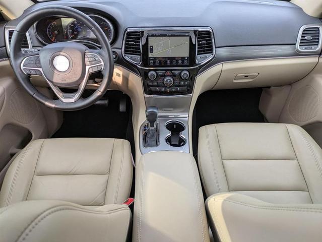 Photo of 2020 Bright White Clearcoat Jeep Grand Cherokee